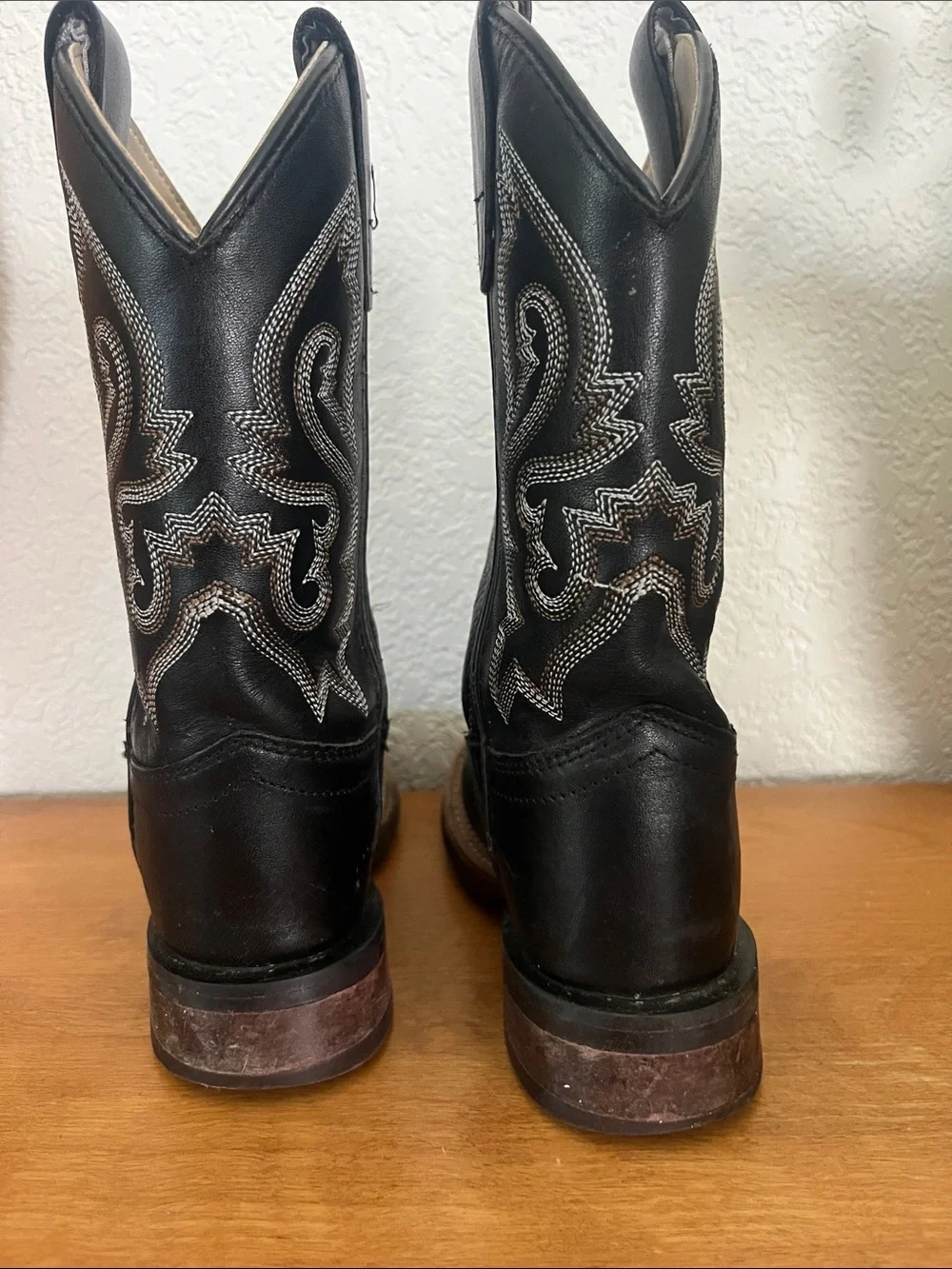 Cody James • Kids Black Western Cowboy Boots with Silver Stitching